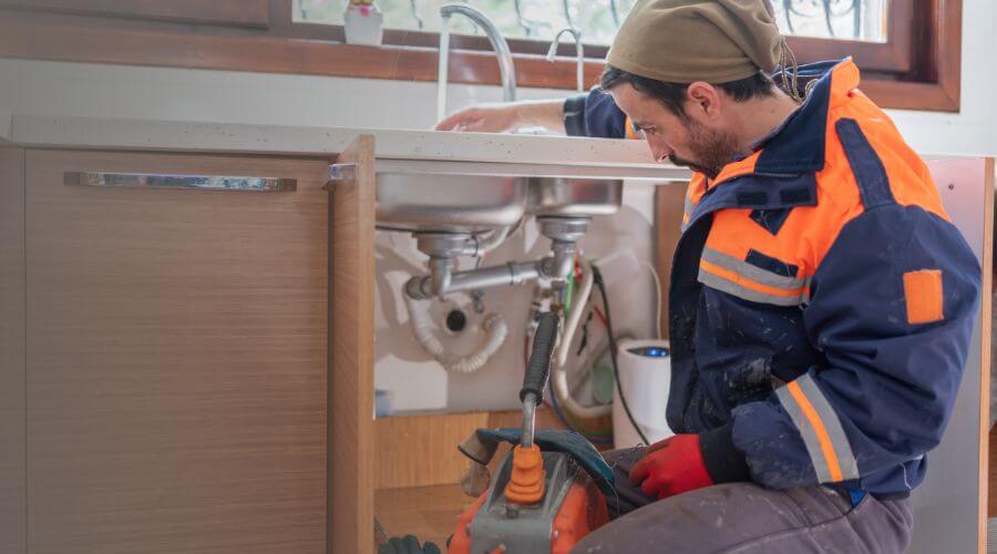 Professional emergency plumbing in Pine Bluff, AR